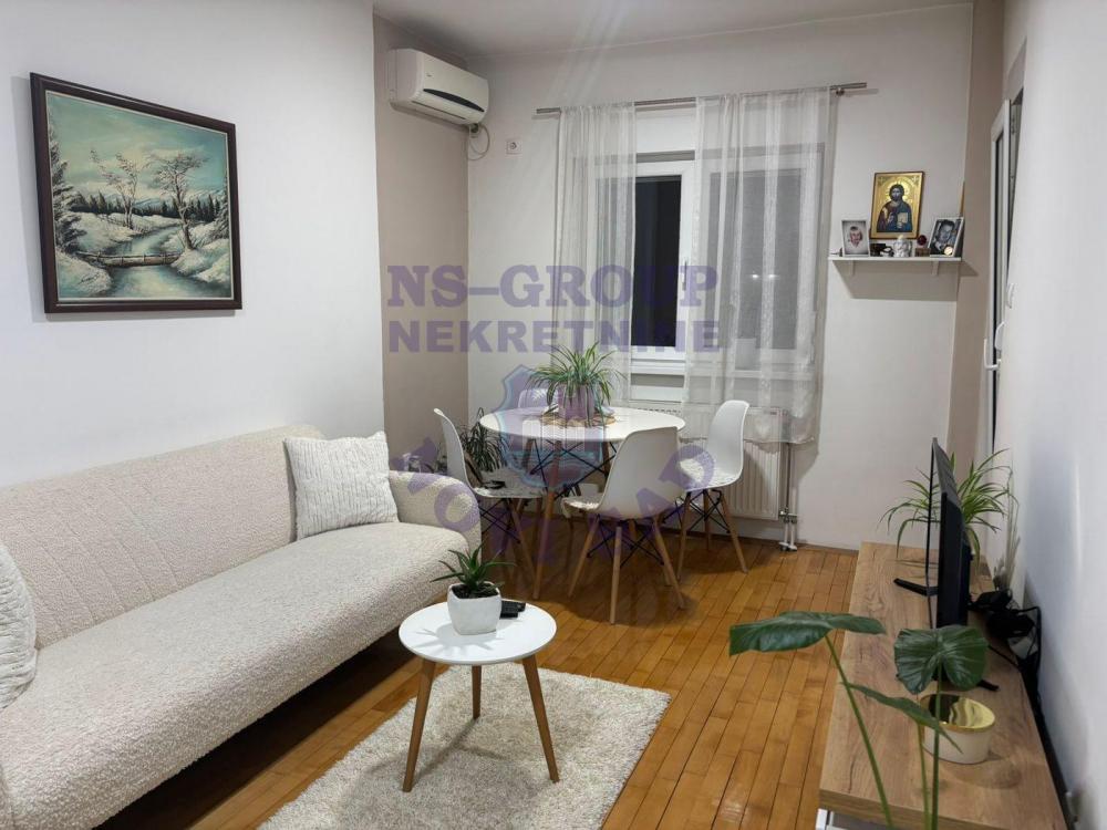 Slika 1 - Odličan dvosoban stan na Novom Naselju